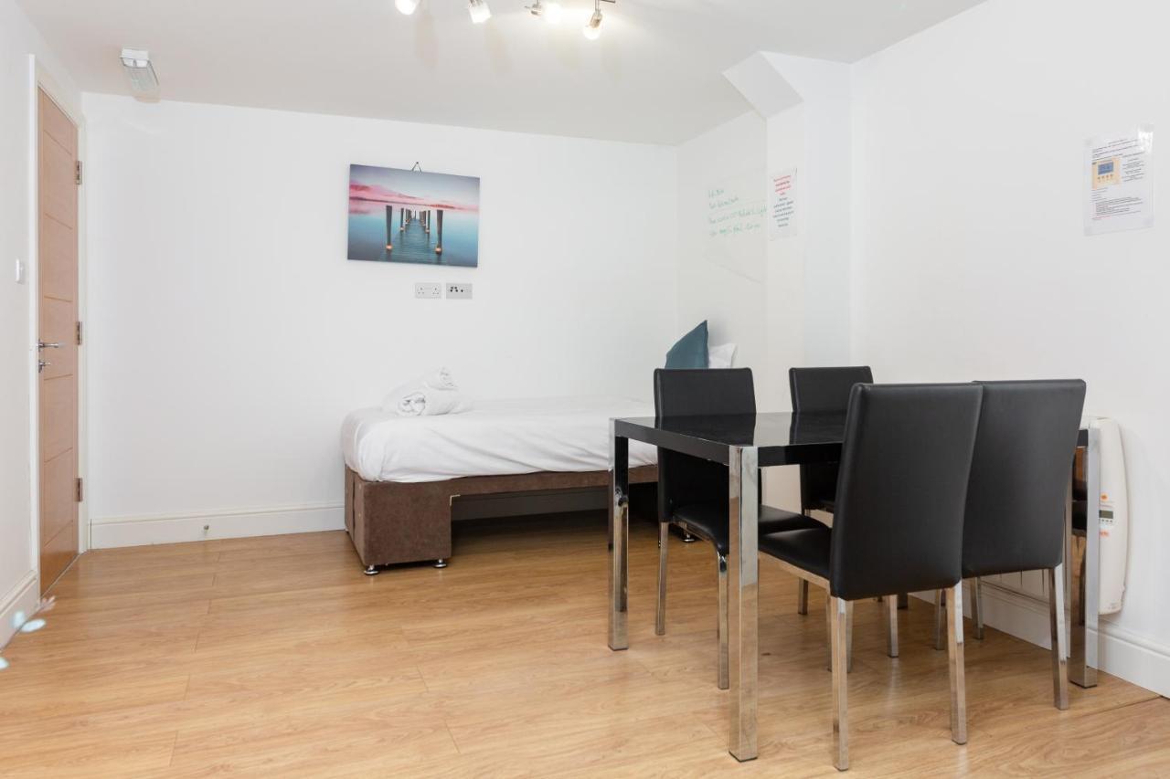 Book Today At Metro Serviced Apartments Bedford - Metro House ,Free Wifi Exterior photo
